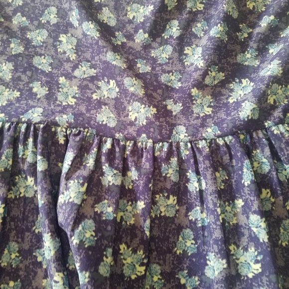 Purple Floral American Eagle sleeveless top - Picture 2 of 7